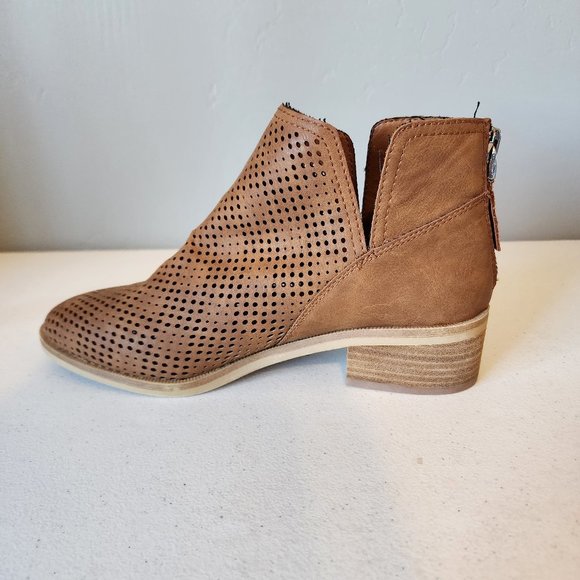 Madden Girl Bootie "LIKE NEW" - Picture 13 of 14